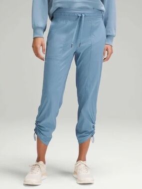 Brand New Lululemon Dance Studio Mid Rise Crop in Utility Blue Pants 2